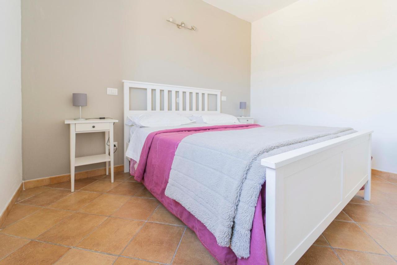 Casa Vacanza Il Portico 莫内利亚 外观 照片