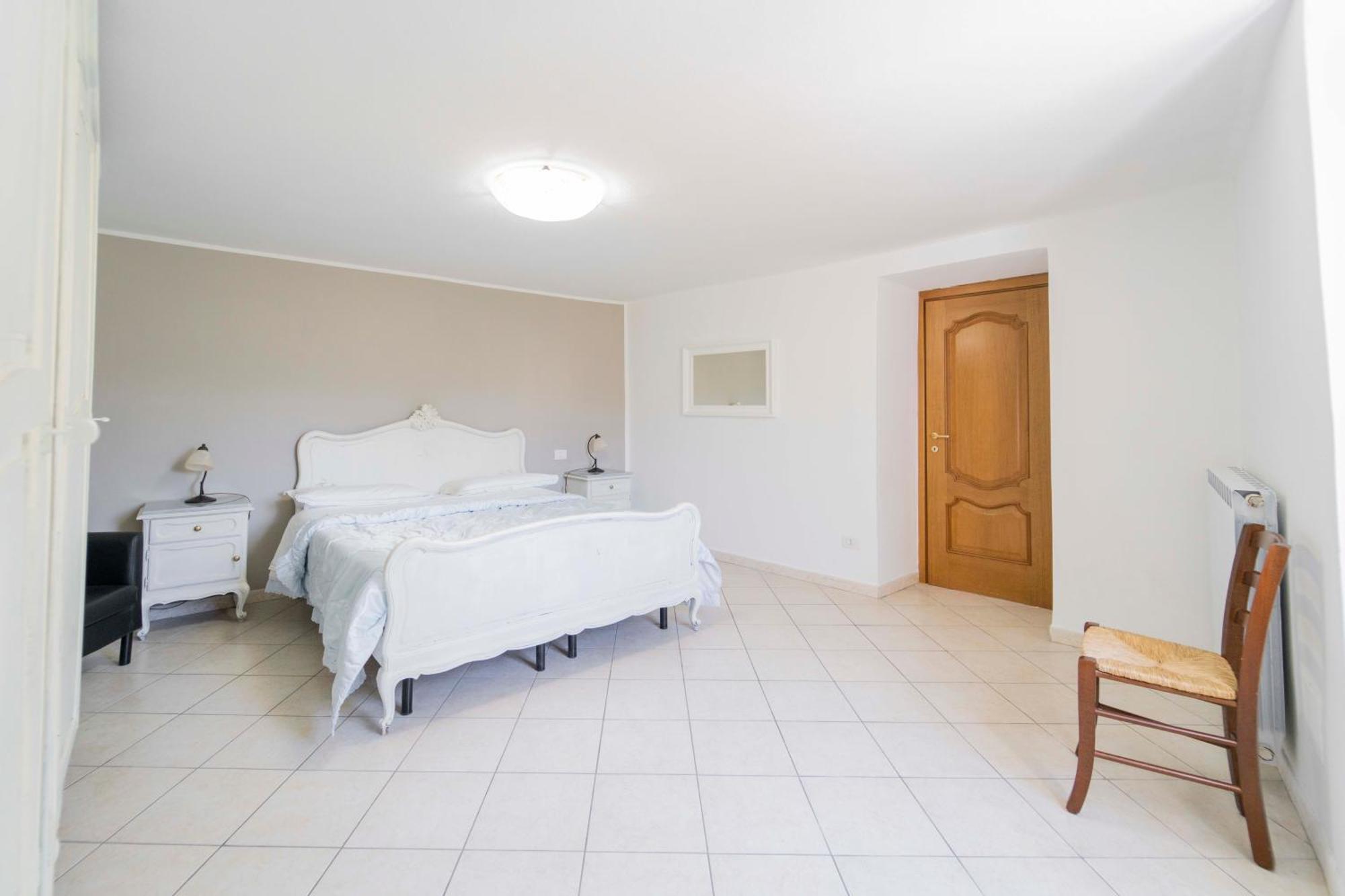 Casa Vacanza Il Portico 莫内利亚 客房 照片